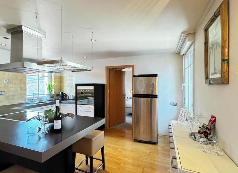 Kitchen Photo