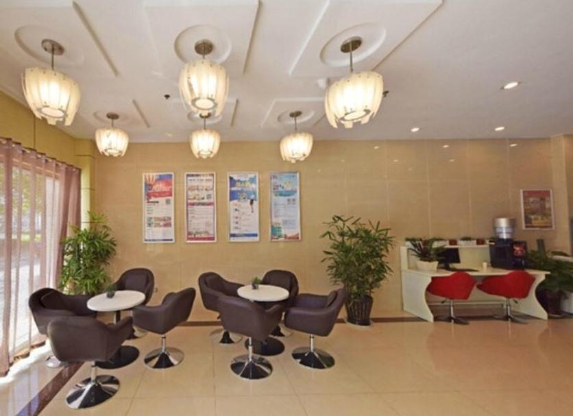 Business center Photo