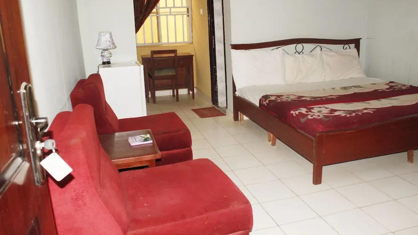 Kenfeli International Palmbeach Hotel