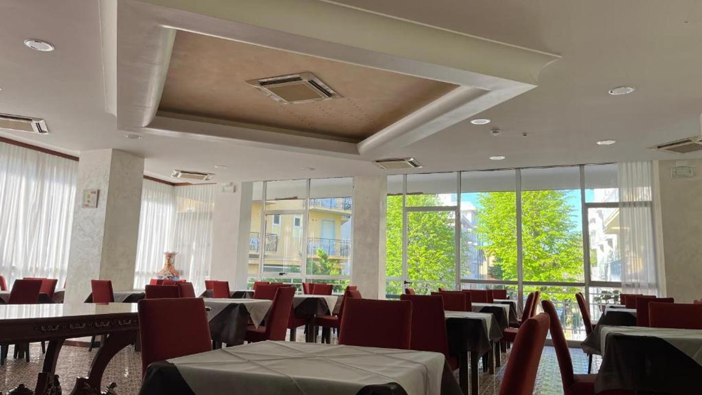 Hotel Fellini Rimini