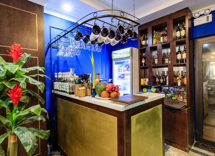 Bar Photo