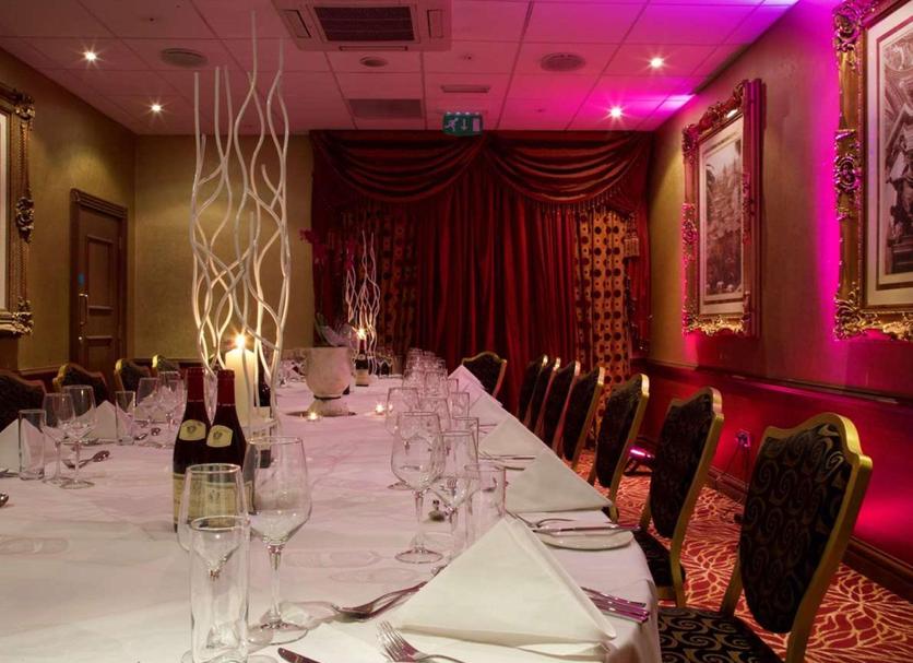 Restaurant Photo