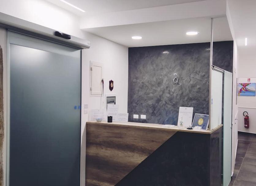 Front desk Photo