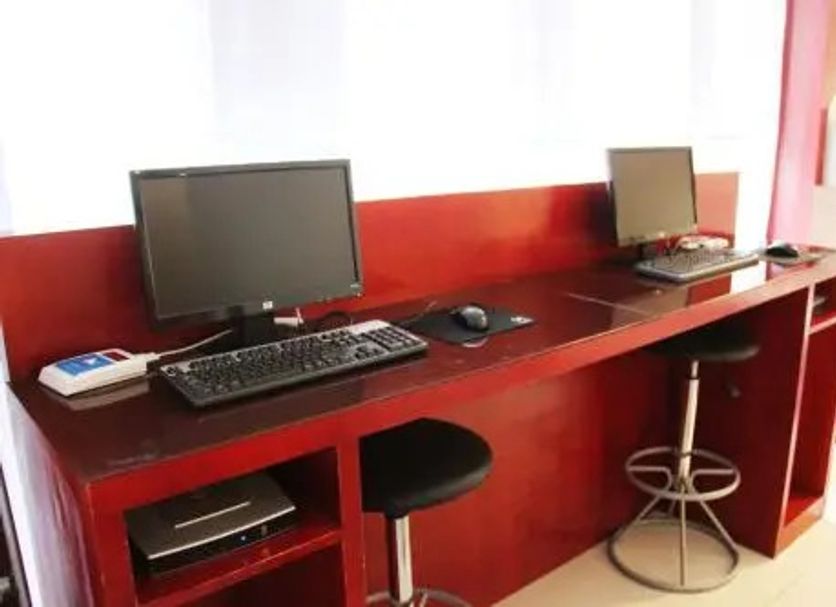Business center Photo