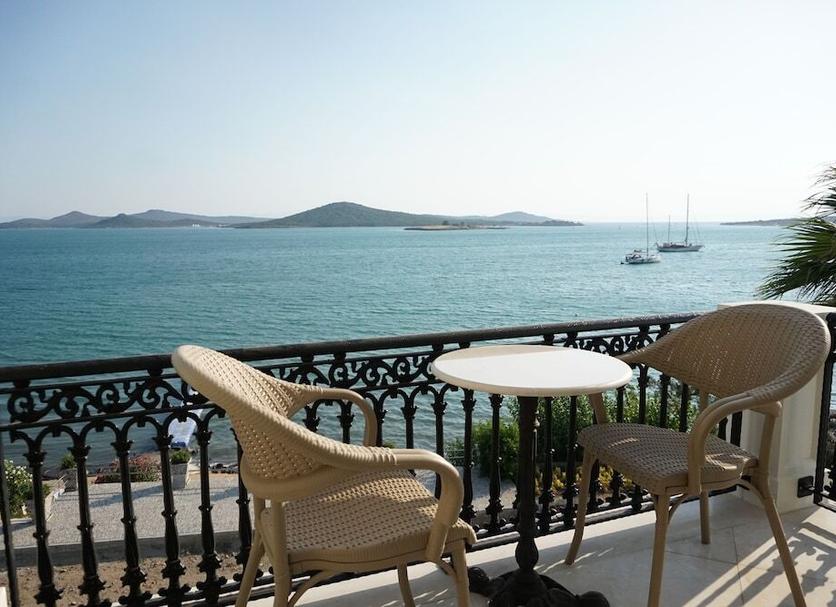 Balcony Photo
