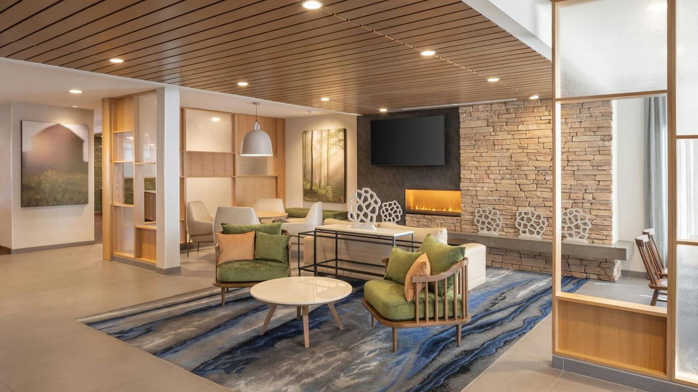 Fairfield Inn & Suites by Marriott Fresno North/Shaw Avenue