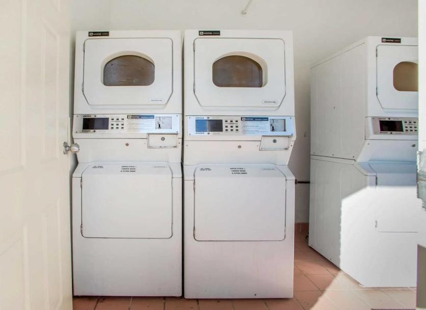 Laundry facility Photo