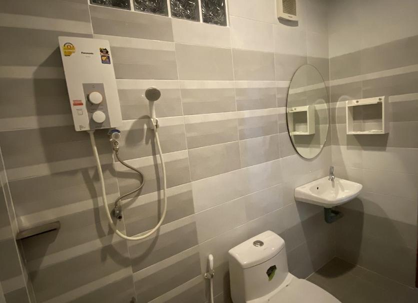 Bathroom Photo