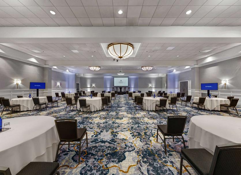 Banquet hall Photo