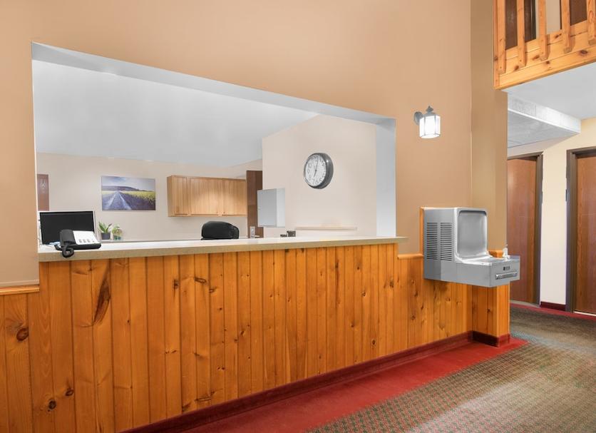 Front desk Photo