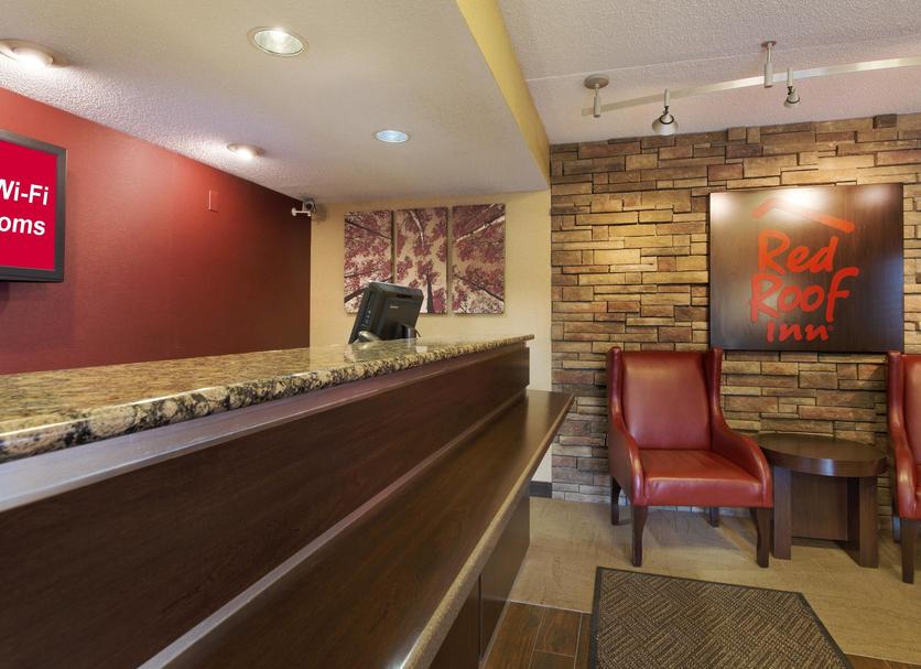 Front desk Photo