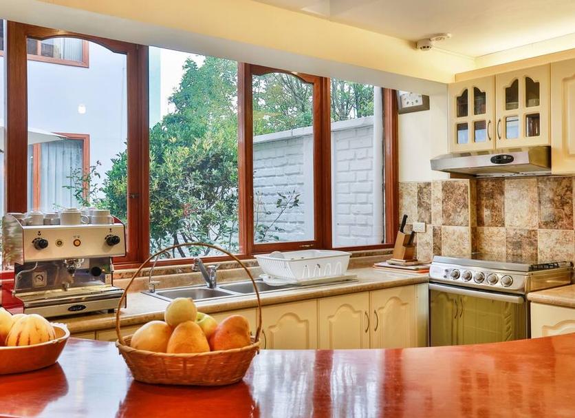 Kitchen Photo