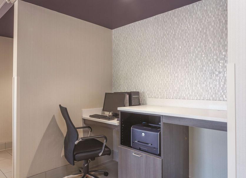 Business center Photo