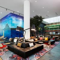 citizenM Los Angeles Downtown