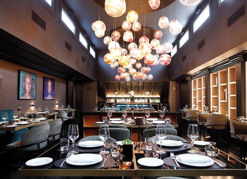 Restaurant Photo