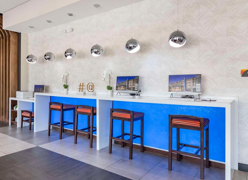Business center Photo