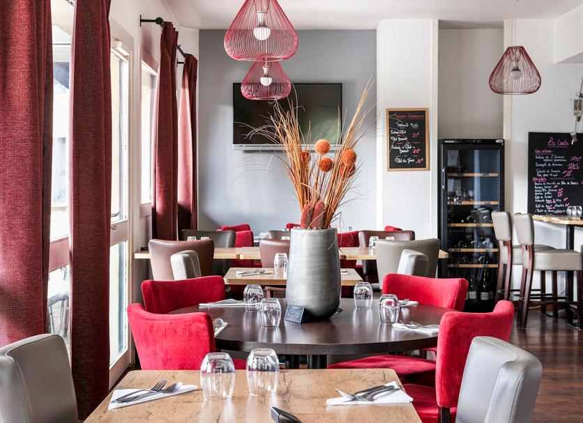 Restaurant Photo