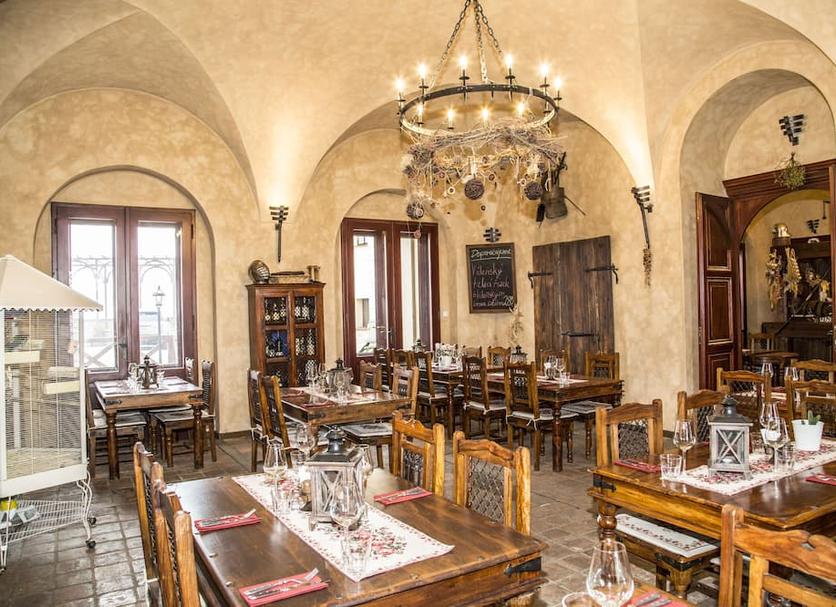 Restaurant Photo