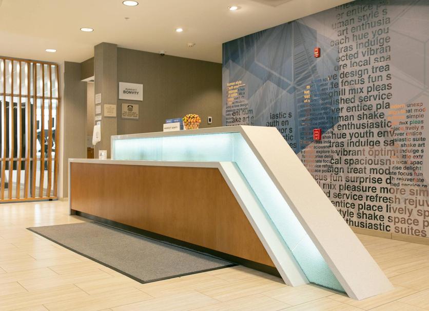 Front desk Photo