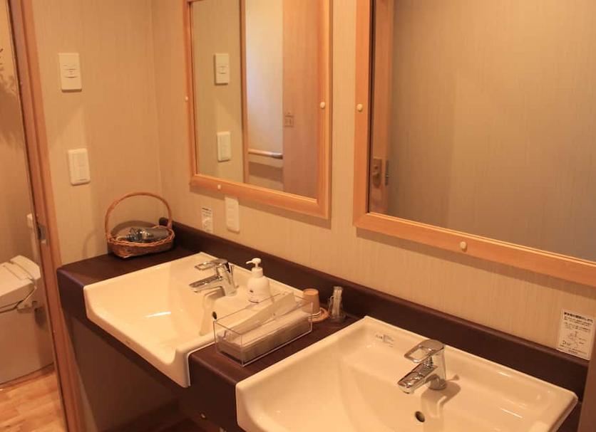 Bathroom Photo