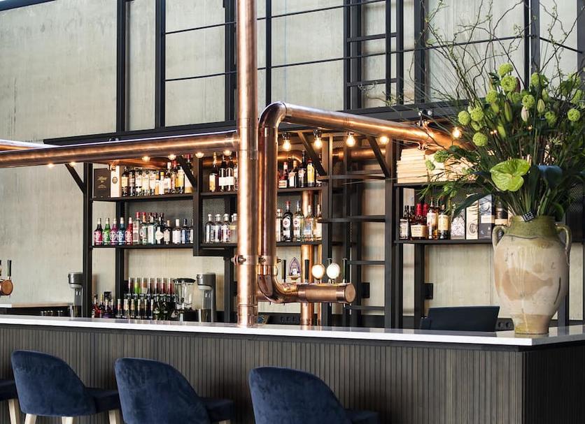 Bar Photo