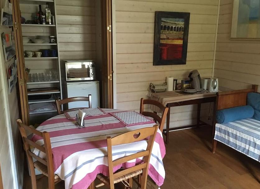 Dining room Photo