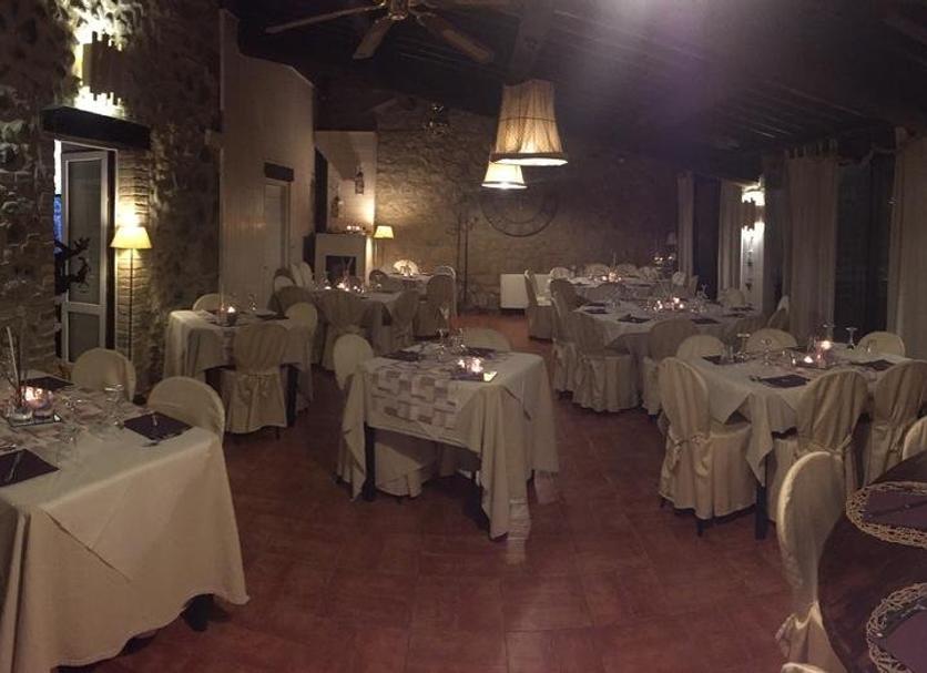Banquet hall Photo