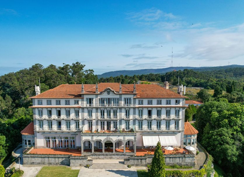 Pousada Viana do Castelo in Viana do Castelo, set among lush hills with a red-tiled roof