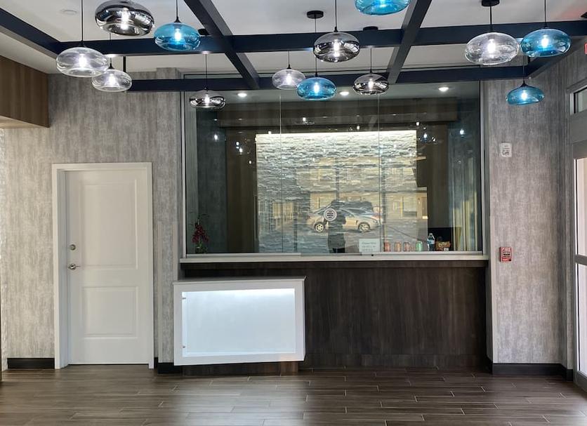 Front desk Photo