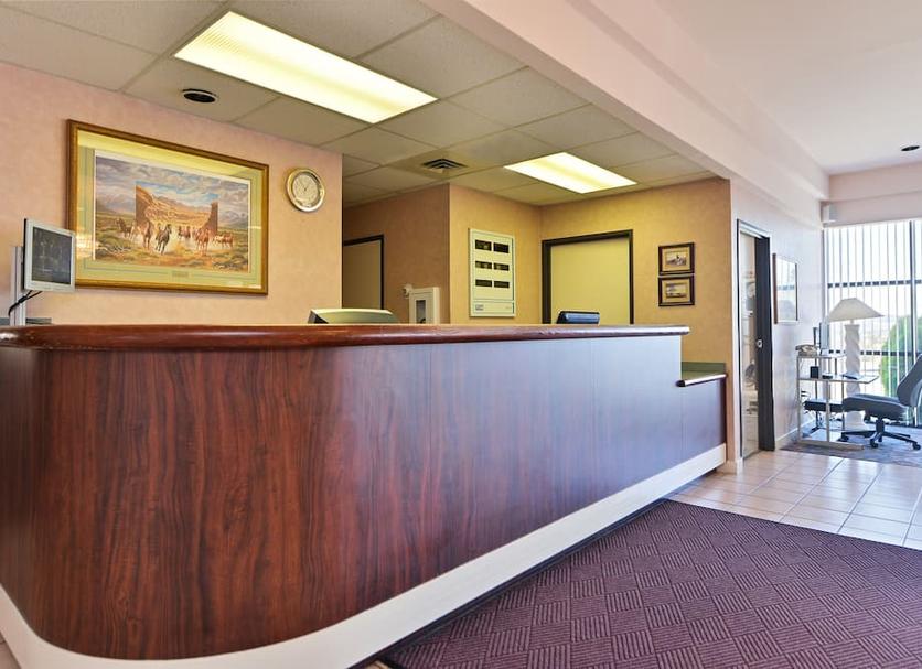 Front desk Photo
