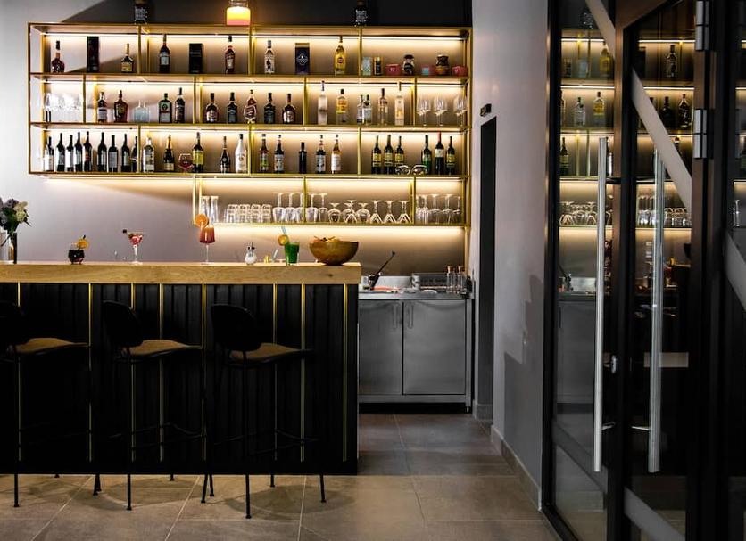 Bar Photo