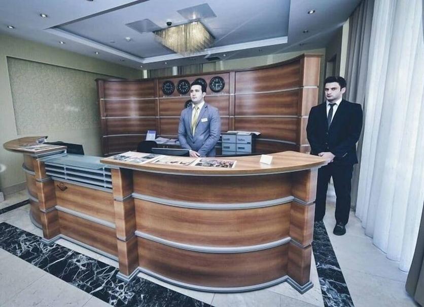 Front desk Photo