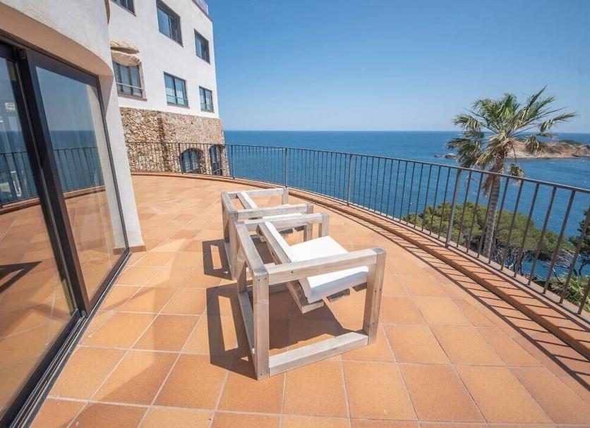 Balcony Photo