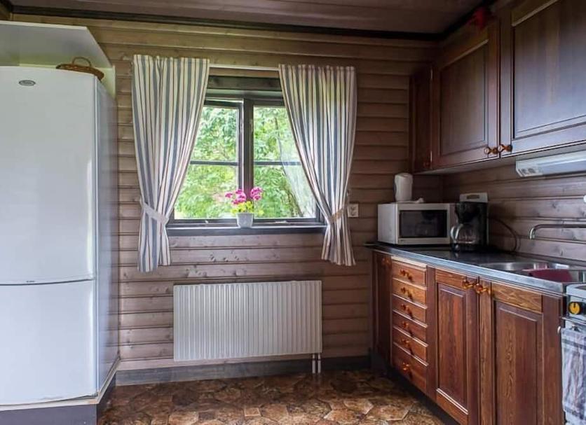 Kitchen Photo