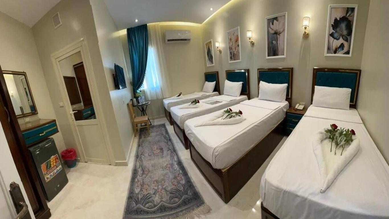Golden Palace Hotel