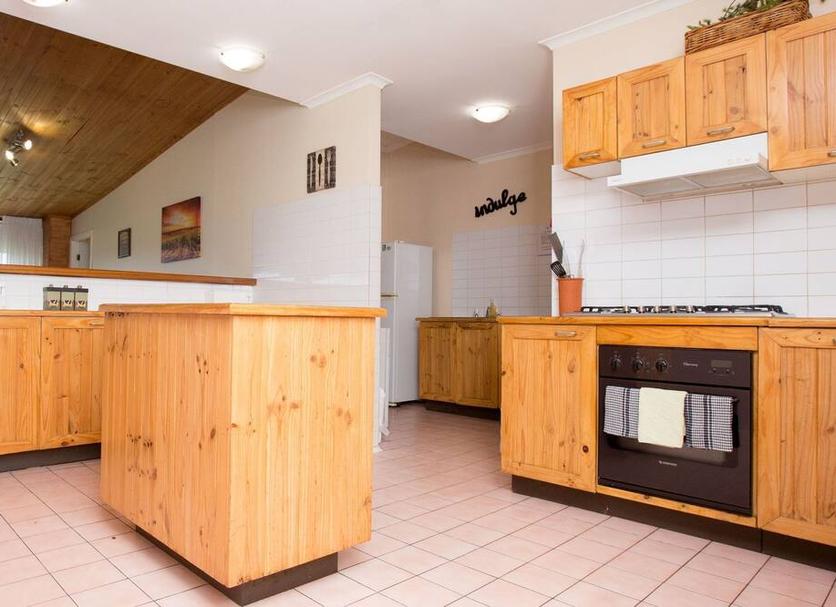 Kitchen Photo