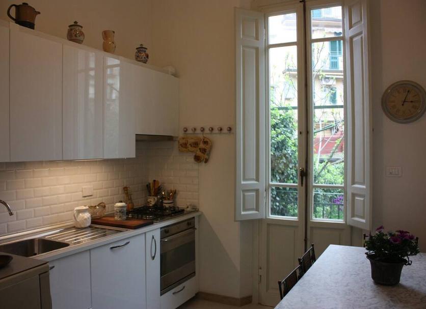 Kitchen Photo