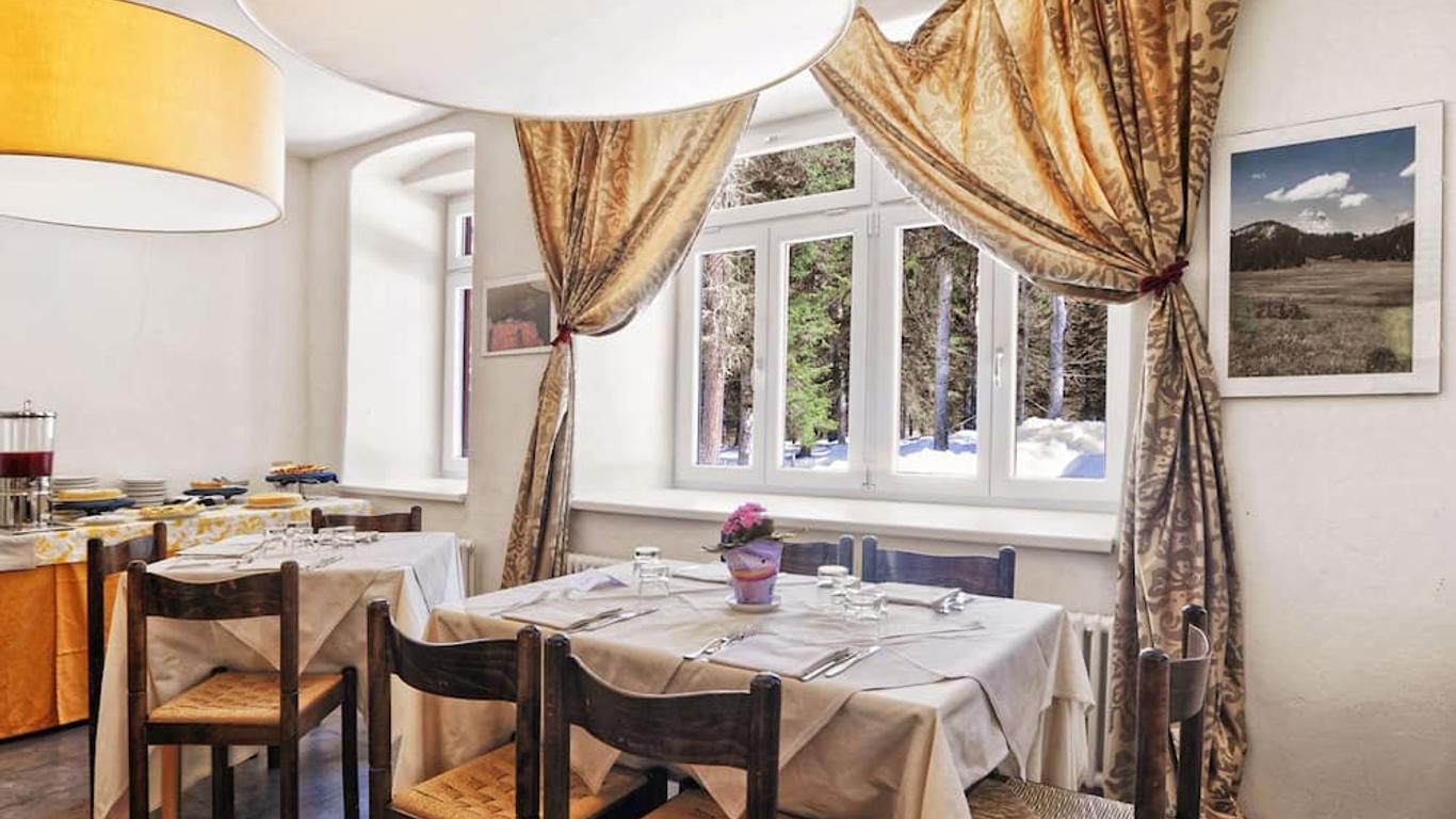 Hotel Croda Rossa