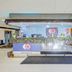 Capital O Duncanville Tx lobby front desk in Duncanville with decorative display and potted plants