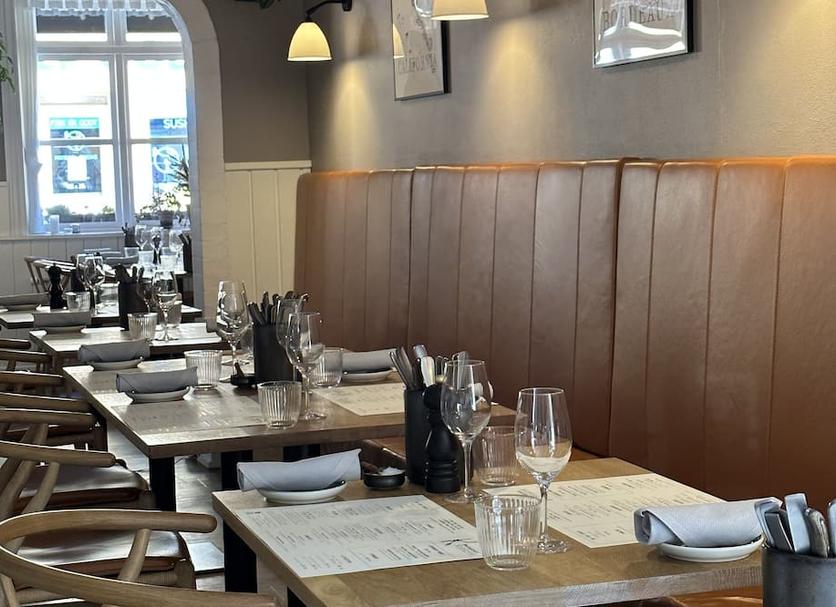 Restaurant Photo