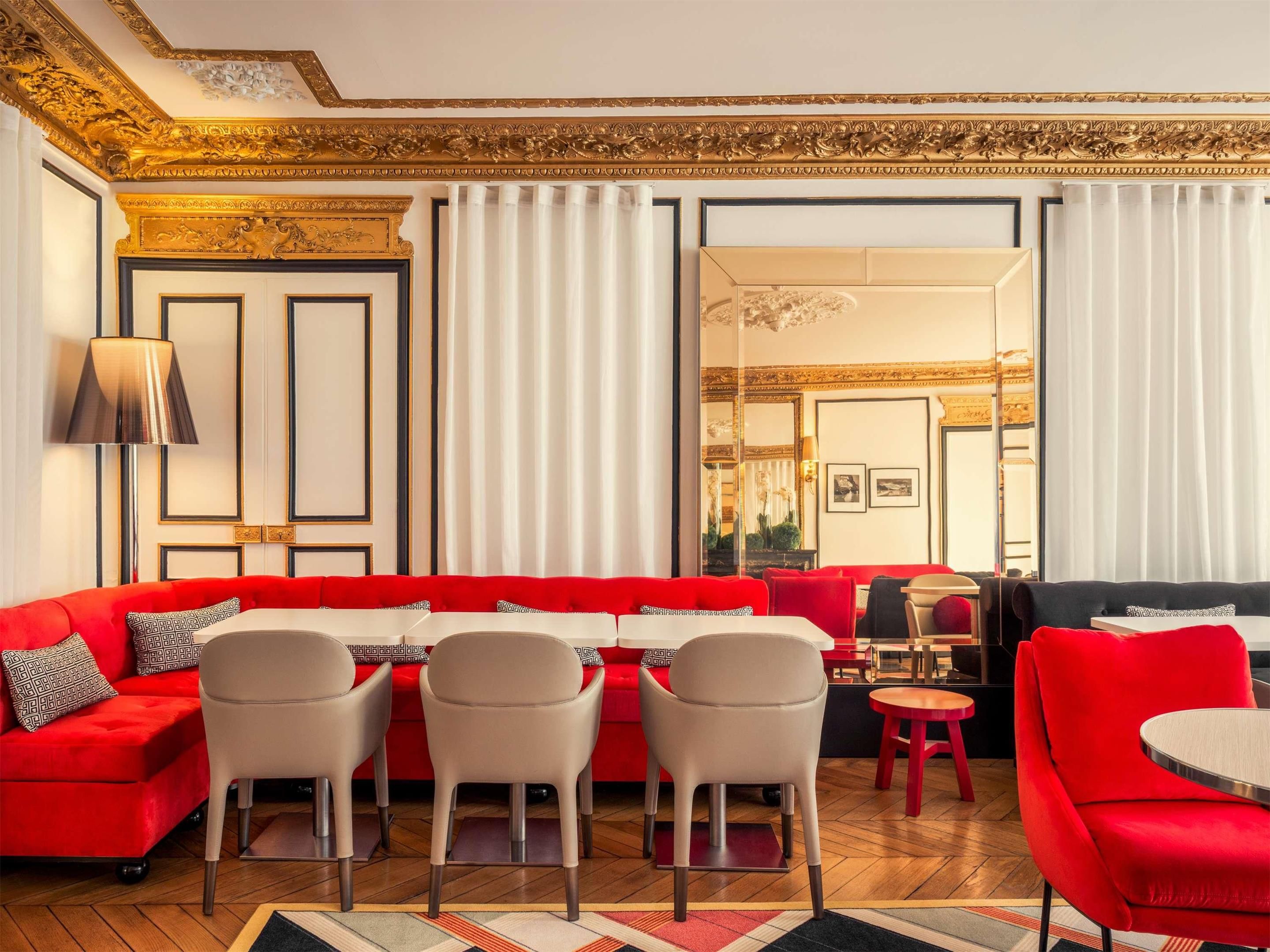 Dining room Photo