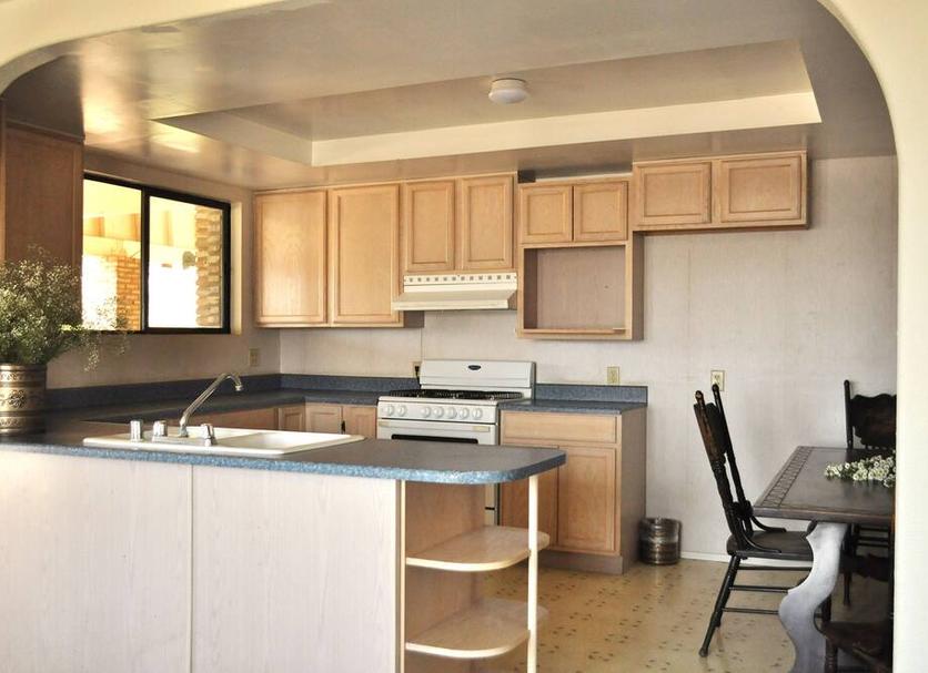 Kitchen Photo