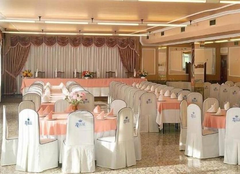 Banquet hall Photo