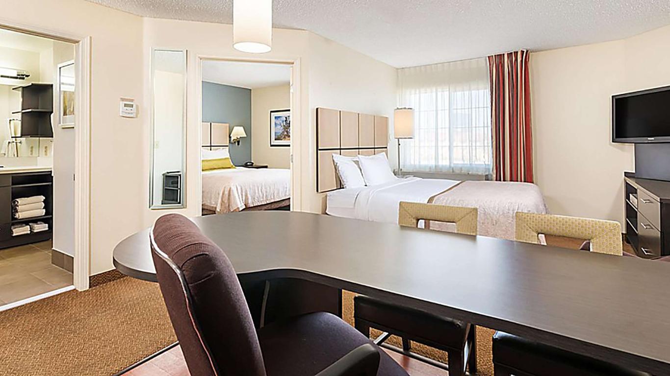 Sonesta Simply Suites Arlington