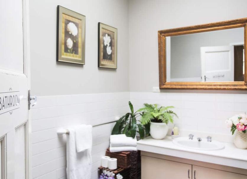 Bathroom Photo