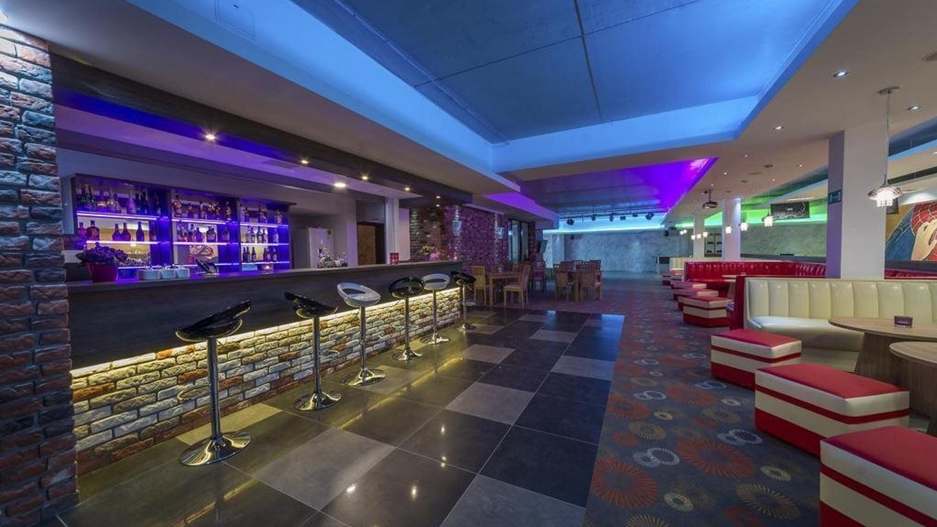 Hotel Na Skarpie