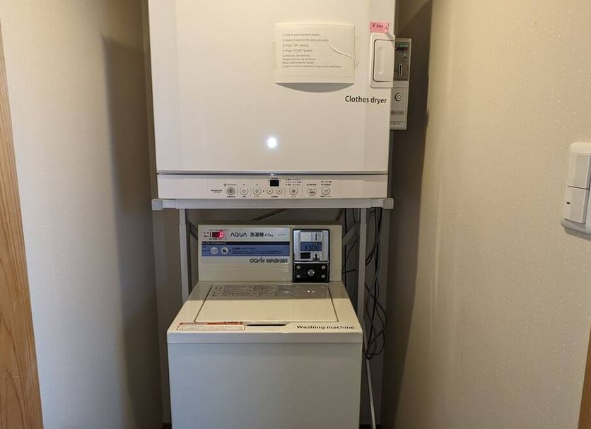Laundry facility Photo