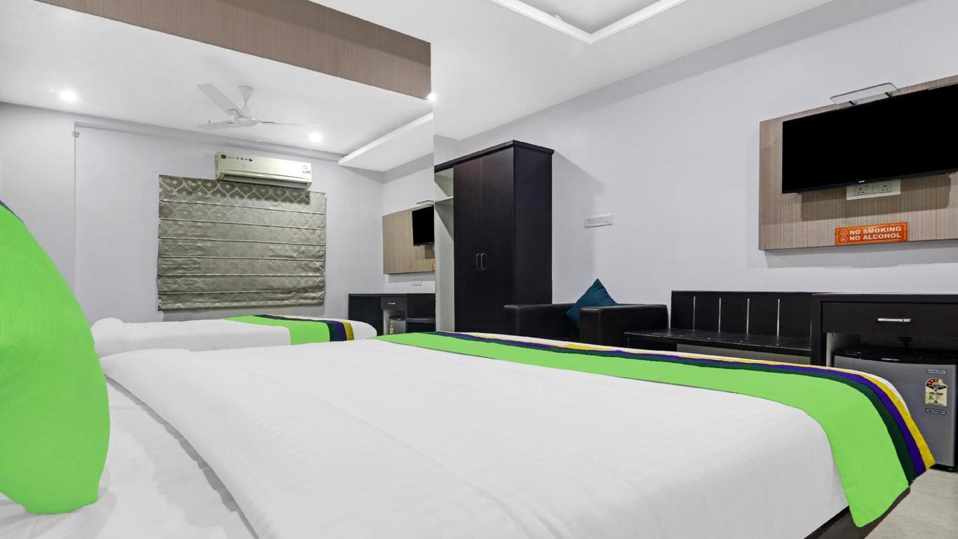 Madhura Inn Xclusive