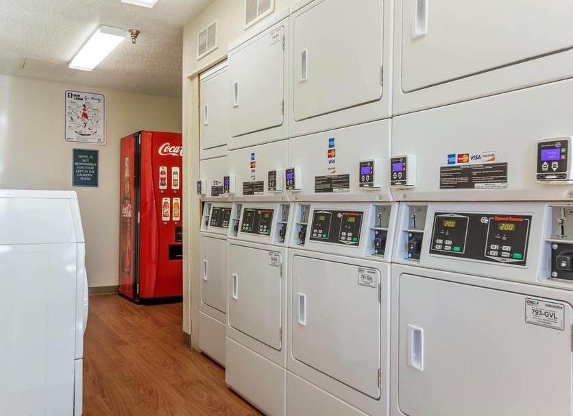 Laundry facility Photo