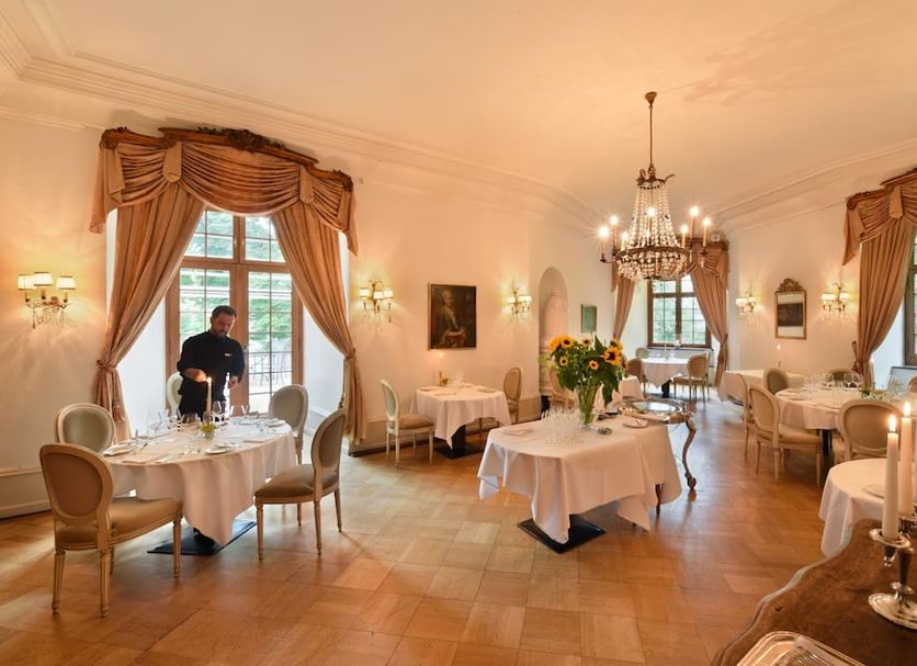 Restaurant Photo